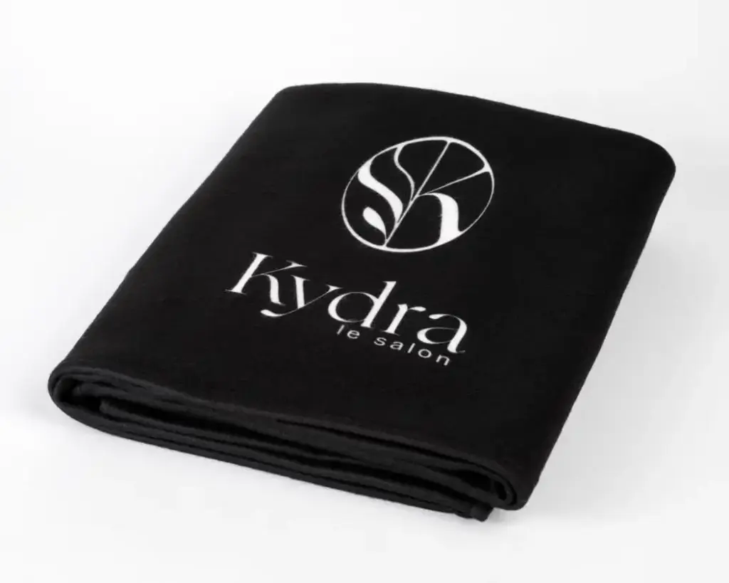 Kydra Le Salon Blanket