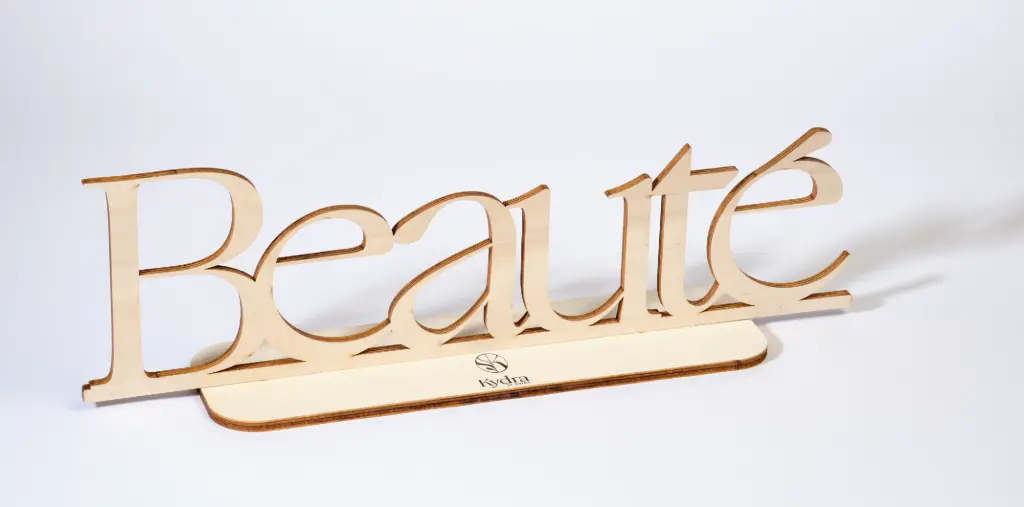 Kydra Le Salon Deco Wood Words ''PURE'' & ''BEAUTE