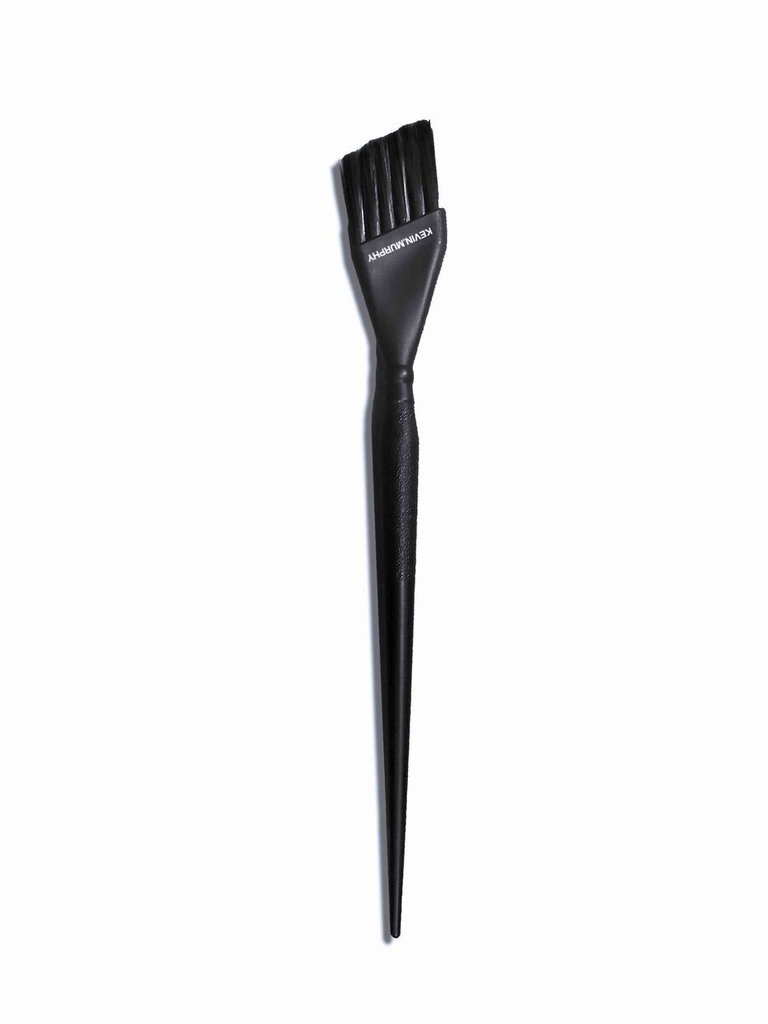 color.me ANGLED PRECISION.BRUSH